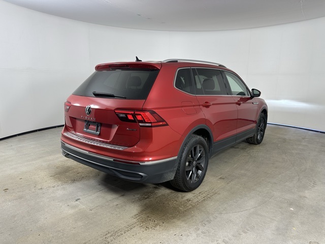 2022 Volkswagen Tiguan SE photo 2