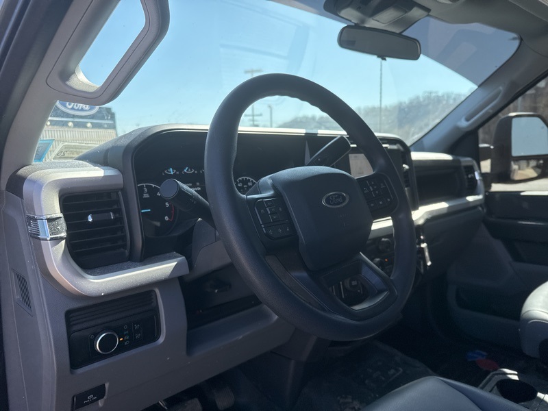 2024 Ford F-550 XL photo 9