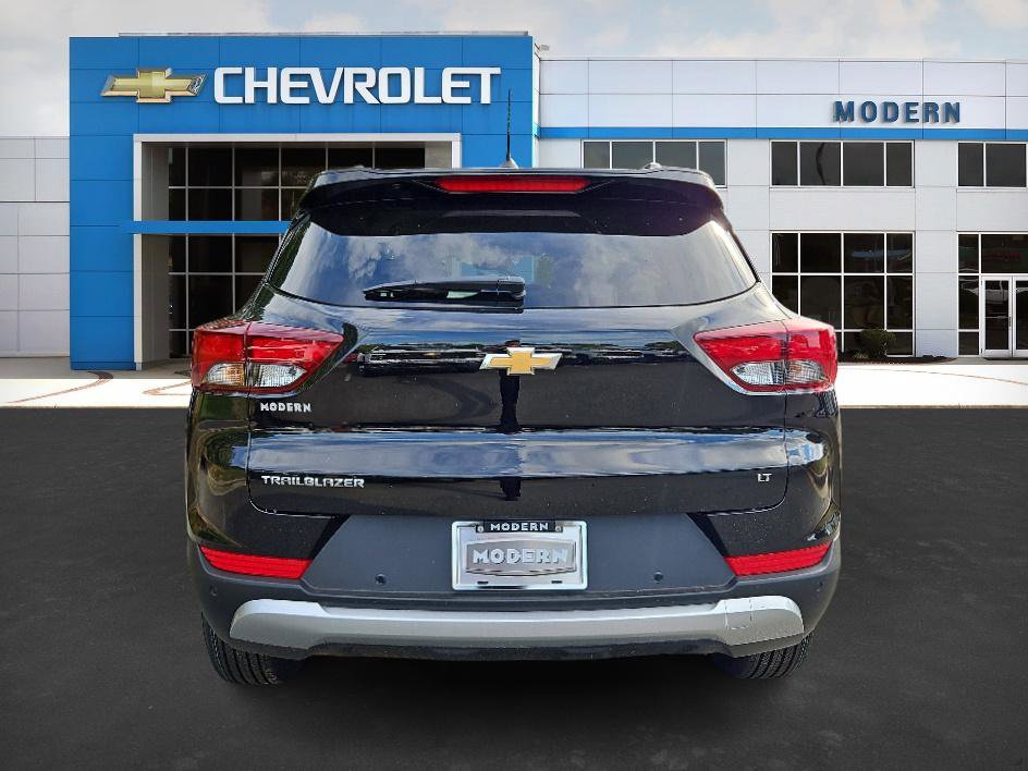 2026 Chevrolet Trailblazer LT photo 3
