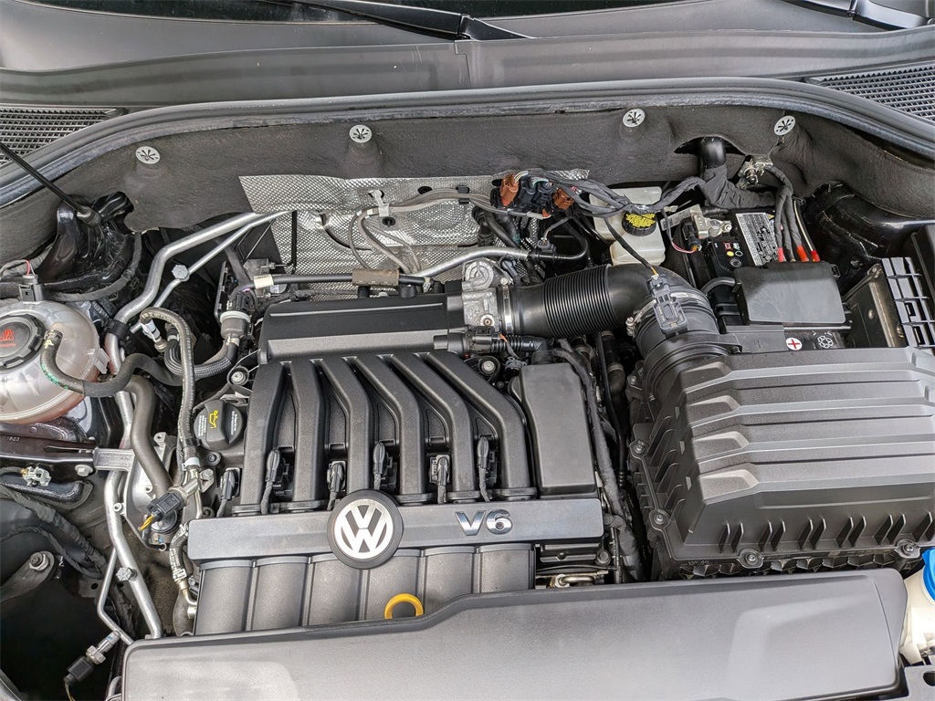 2023 Volkswagen Atlas Cross Sport V6 SEL Premium R-Line photo 27