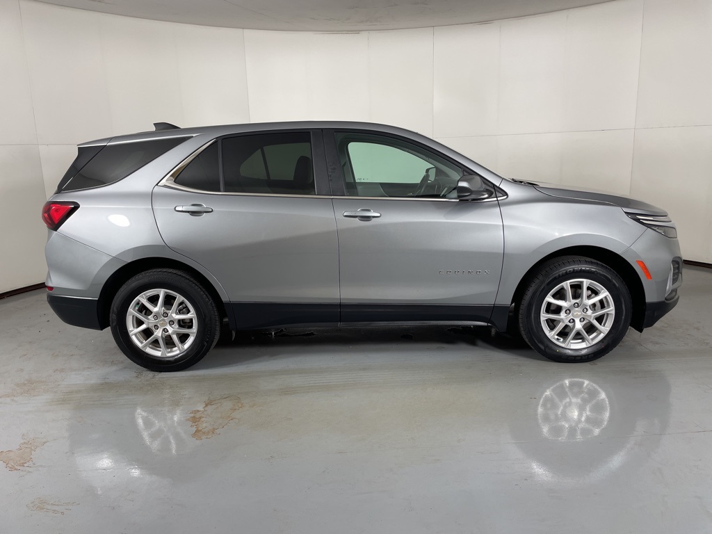 2024 Chevrolet Equinox LT photo 9