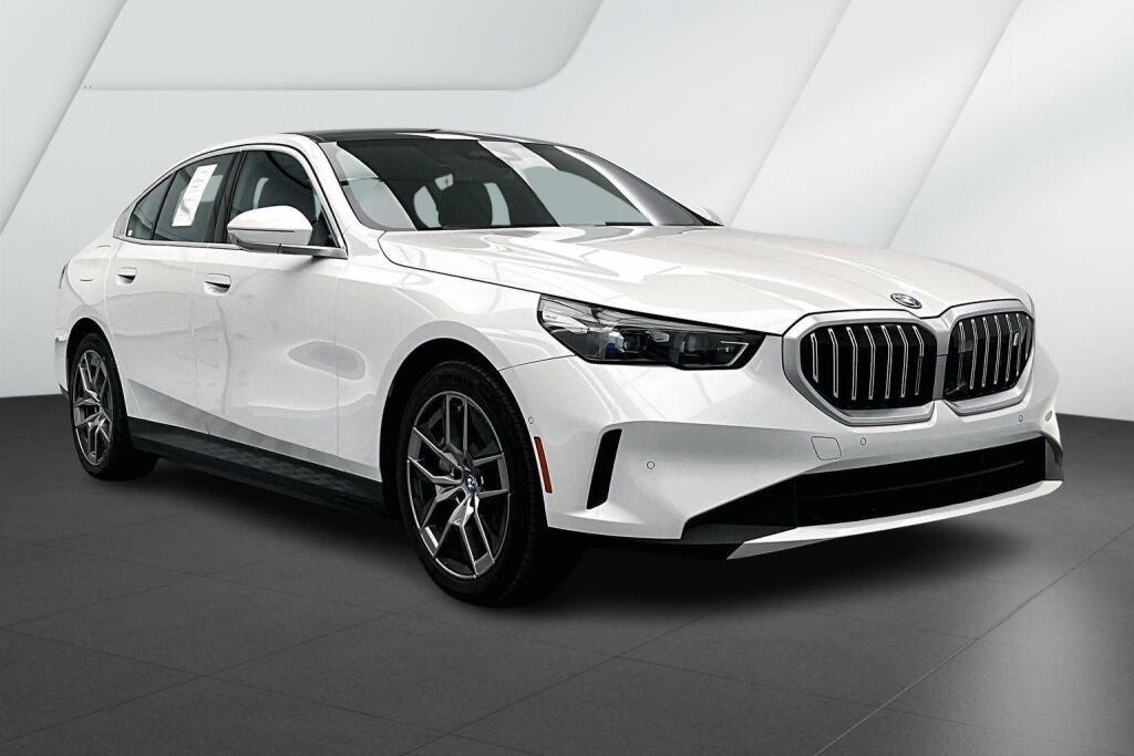 Used 2025 BMW i5 40 with VIN WBY13HG07SCS13429 for sale in Omaha, NE