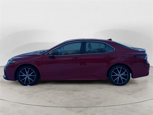 2023 Toyota Camry SE photo 2