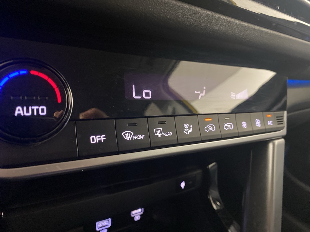 2022 Kia Seltos SX photo 18