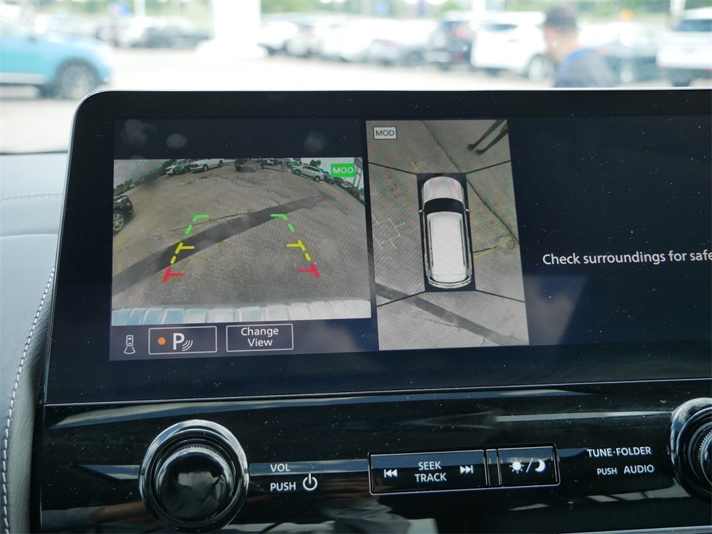 2024 Infiniti QX80 Luxe photo 25