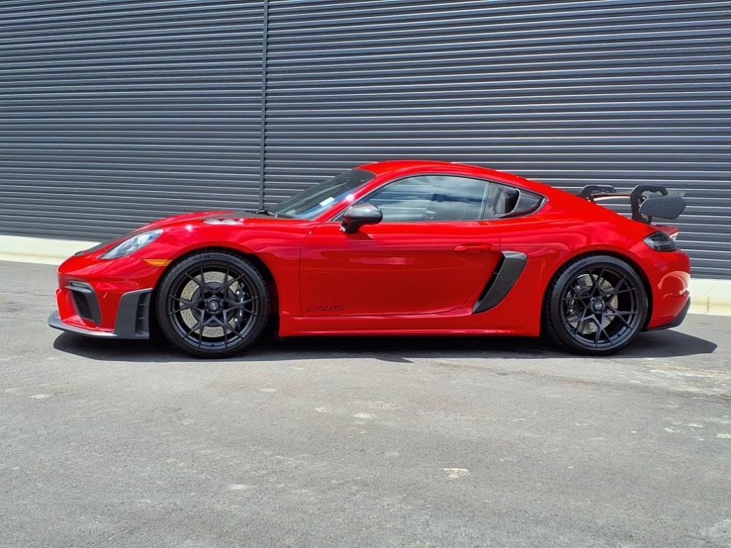 2023 Porsche Cayman GT4 RS photo 2