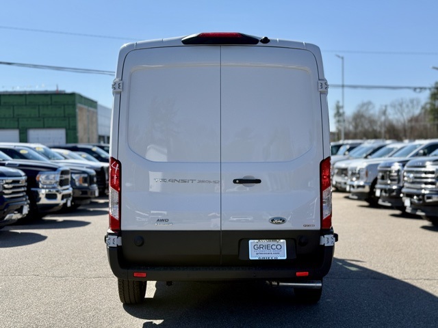 2025 Ford Transit Cargo Van photo 4