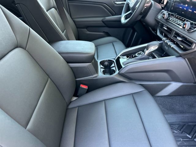 2025 Chevrolet Colorado Work Truck LT photo 15