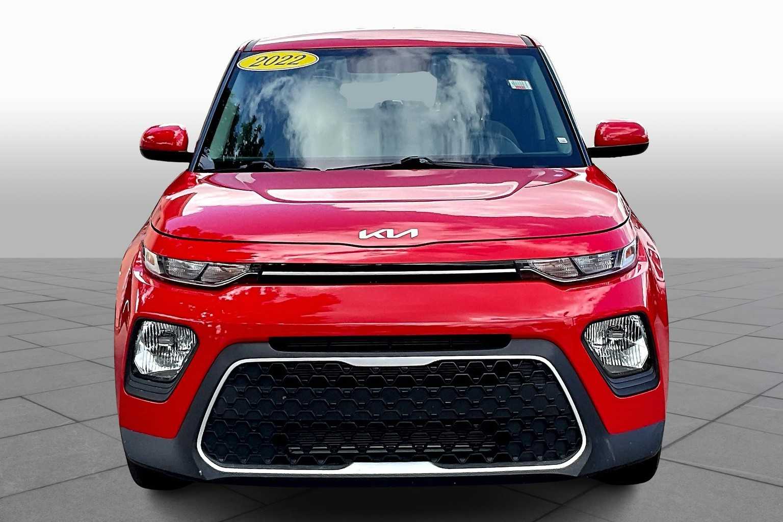 2022 Kia Soul LX photo 3