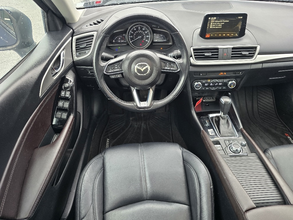 2018 Mazda Mazda3 Touring photo 3