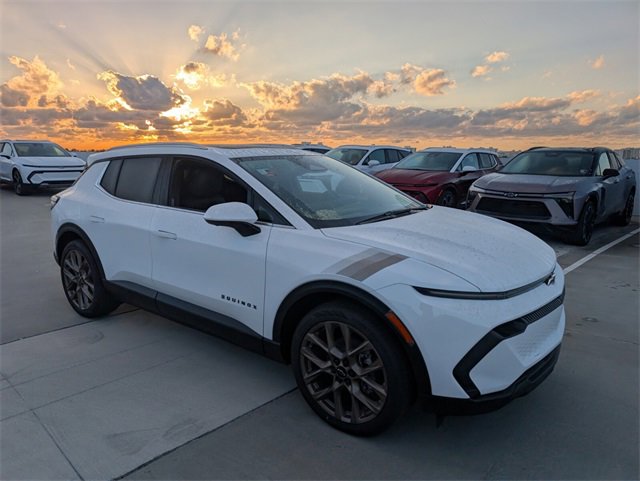 2026 Chevrolet Equinox EV 1LT photo 2