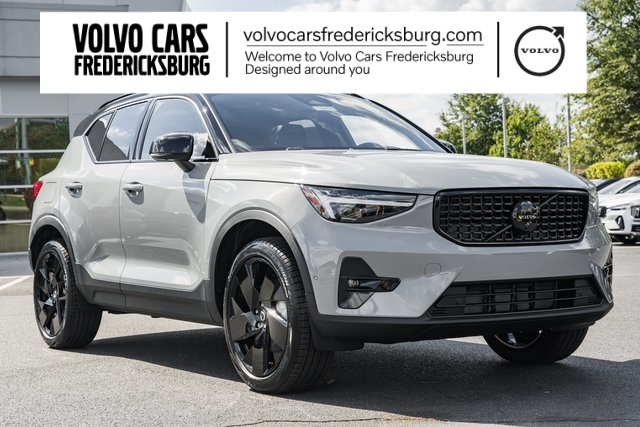 2026 Volvo XC40 Ultra Black Edition's photo