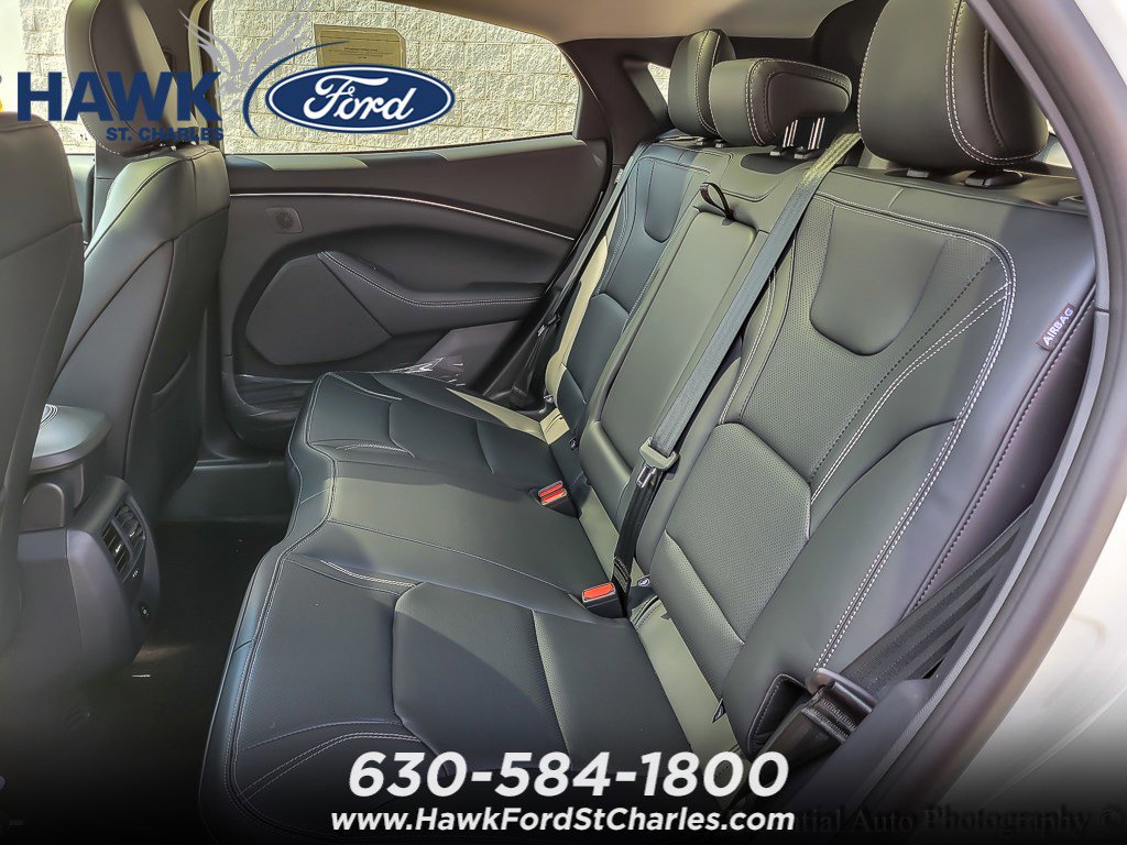 2025 FORD MUSTANG MACH-E - Image 7