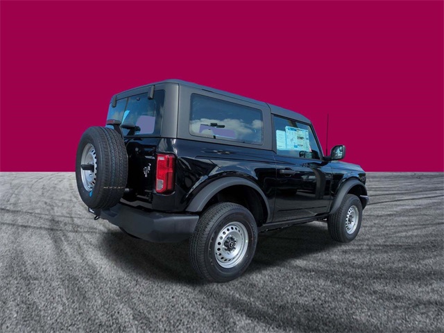 2025 Ford Bronco Base photo 4
