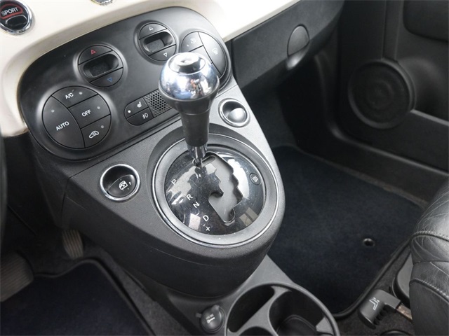 2012 Fiat 500 Lounge photo 27