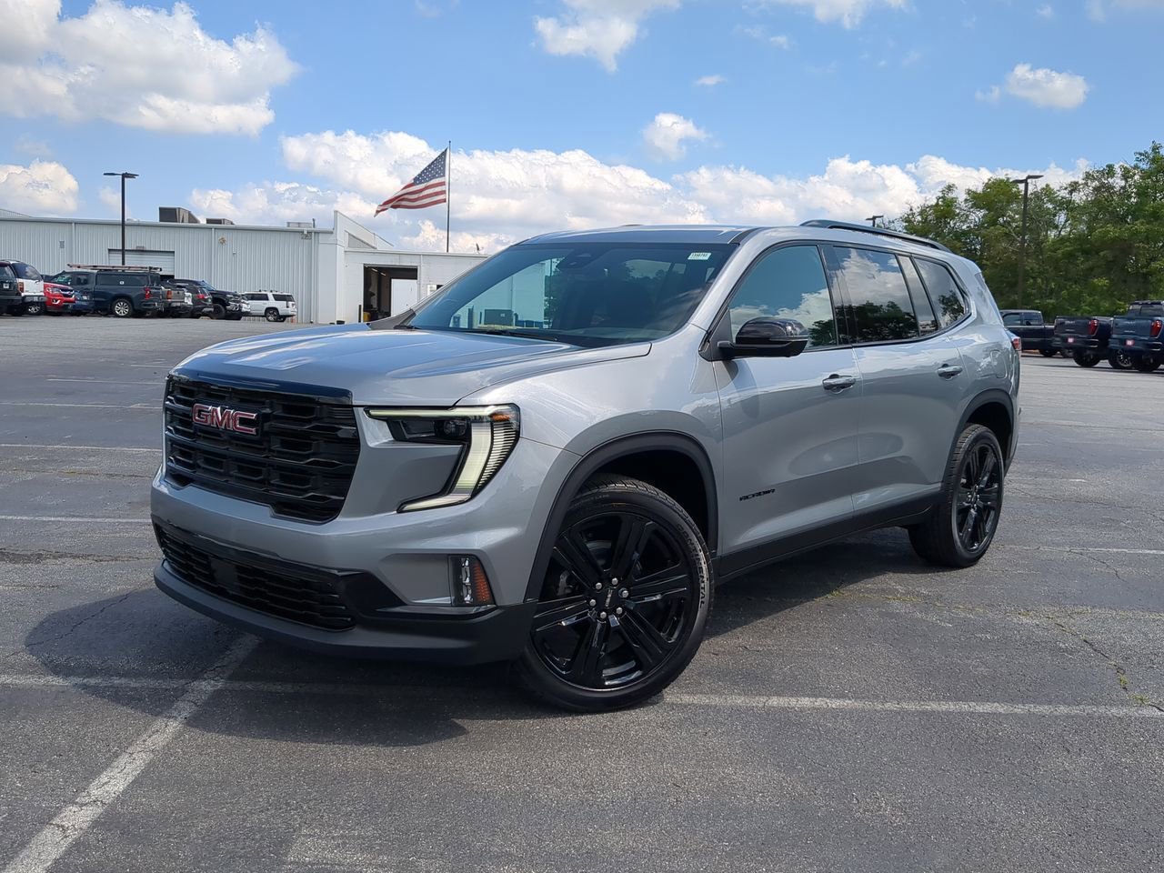 2025 GMC Acadia Elevation's photo