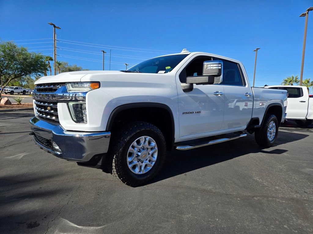 2023 Chevrolet Silverado 2500HD LTZ photo 2