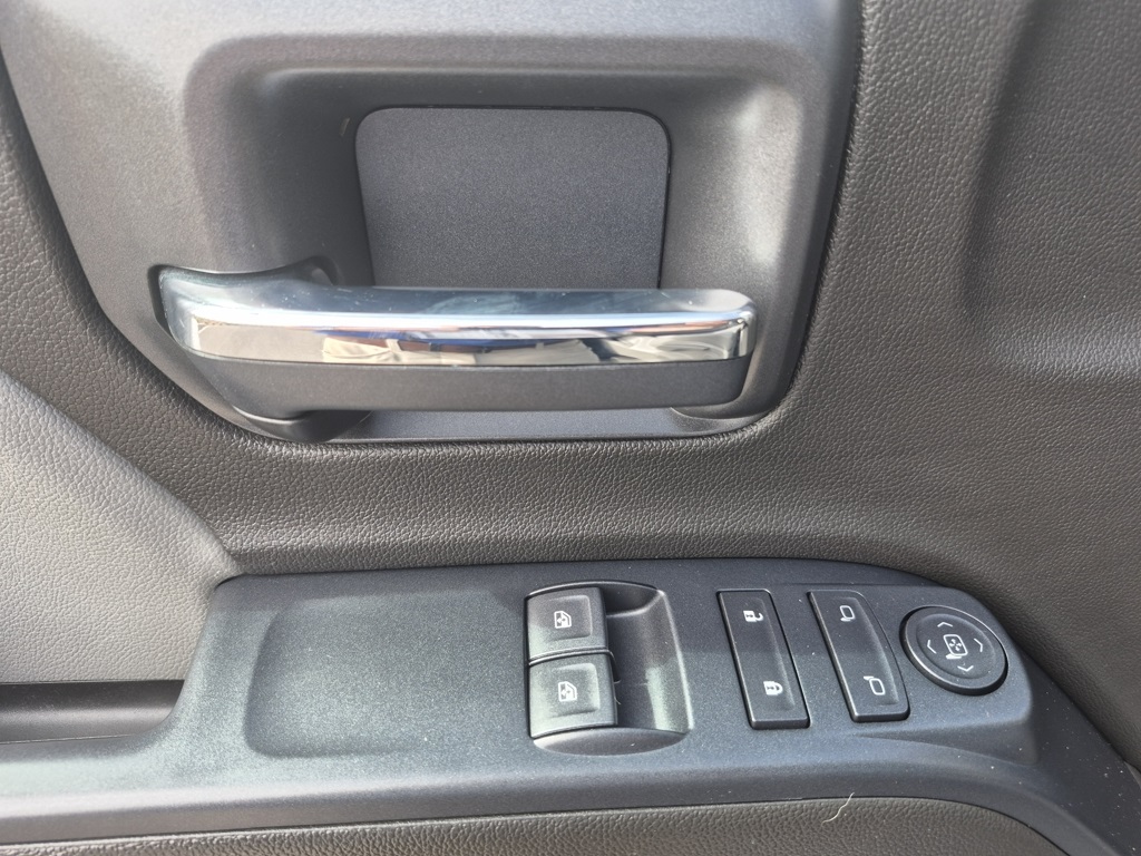 2018 Chevrolet Silverado Work Truck LS Base photo 26