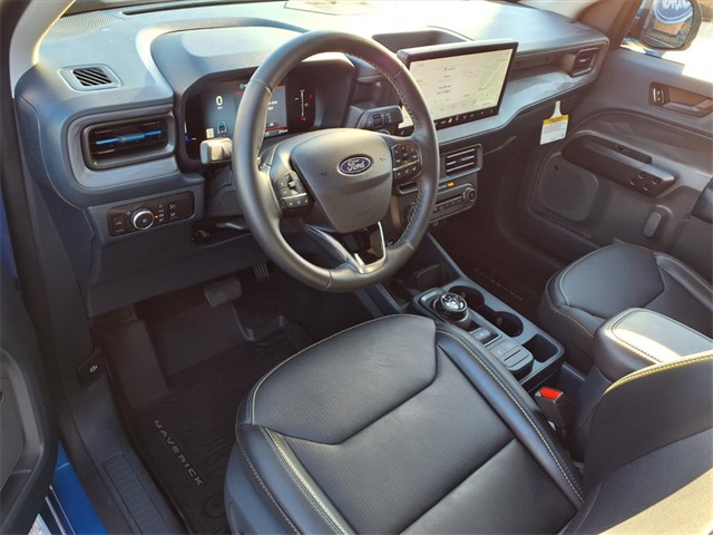 2025 Ford Maverick photo 3