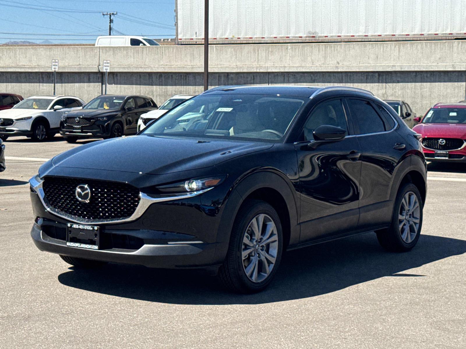 2025 Mazda CX-30 2.5 S Preferred photo 3