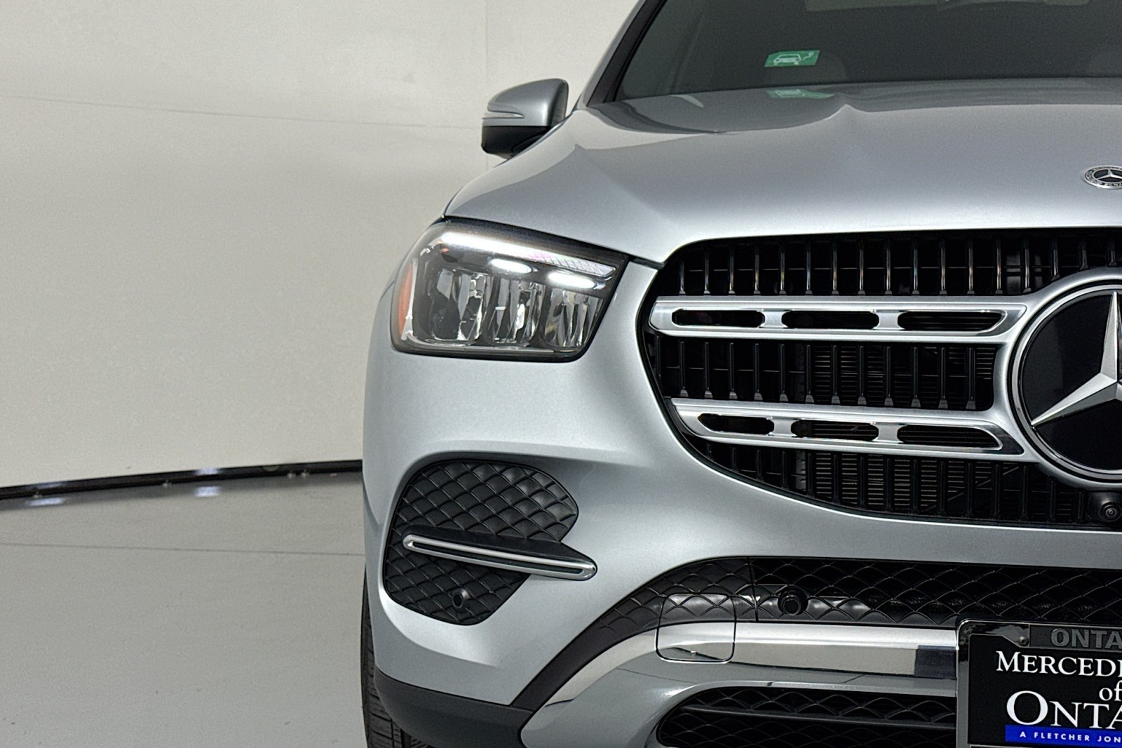 2025 Mercedes Benz GLE 450e photo 11