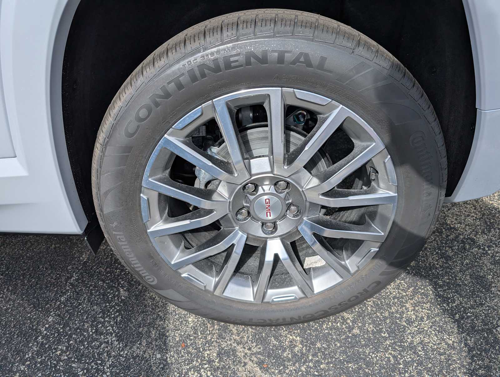 2026 Gmc Terrain Denali photo 3