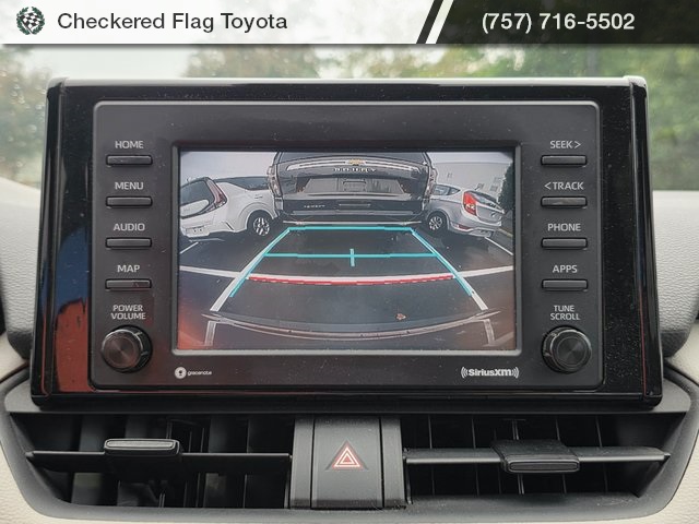 2020 Toyota RAV4 XLE photo 15