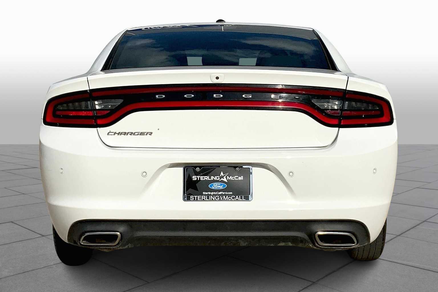2022 Dodge Charger SXT photo 5