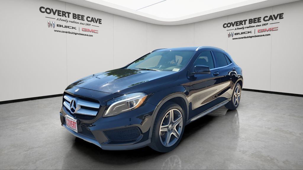 2016 Mercedes Benz GLA 250 4MATIC photo 2