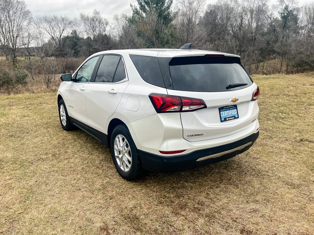 2024 Chevrolet Equinox LT photo 4