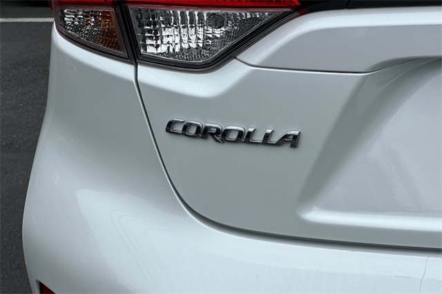 2024 Toyota Corolla LE photo 23