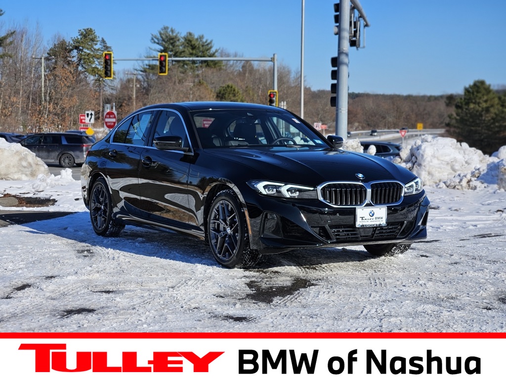 2025 BMW 3 Series 330i's photo