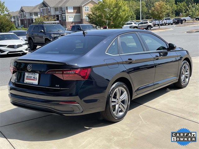 2024 Volkswagen Jetta SE photo 6