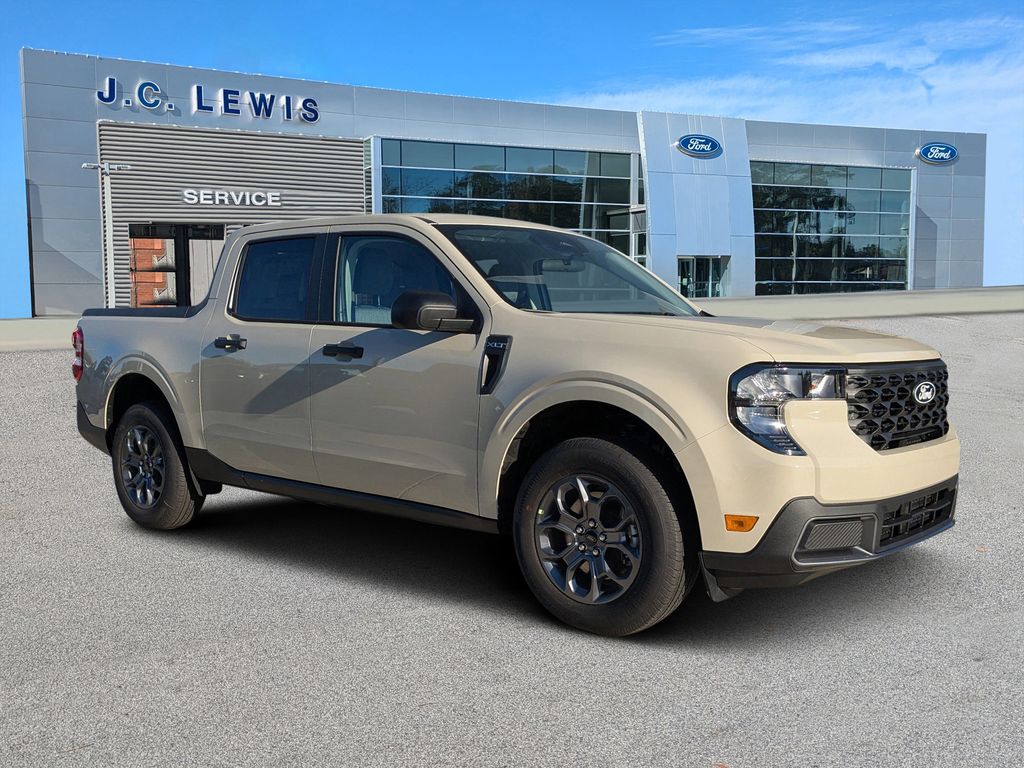 2025 Ford Maverick XLT's photo