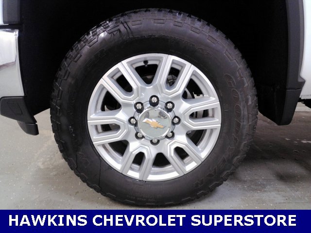 2024 Chevrolet Silverado 3500HD photo 39