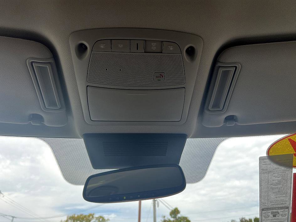 2024 Nissan Armada SV photo 27