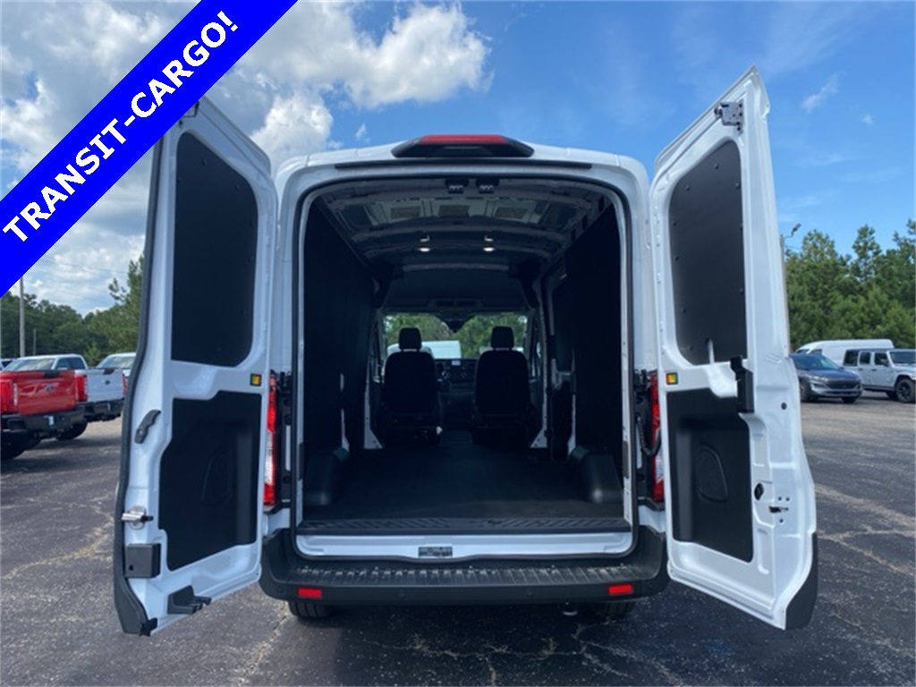 2025 Ford Transit Cargo photo 4