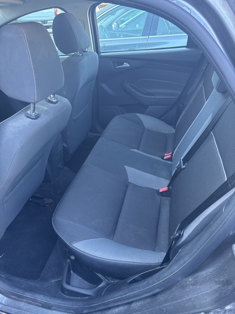 2014 Ford Focus SE photo 7