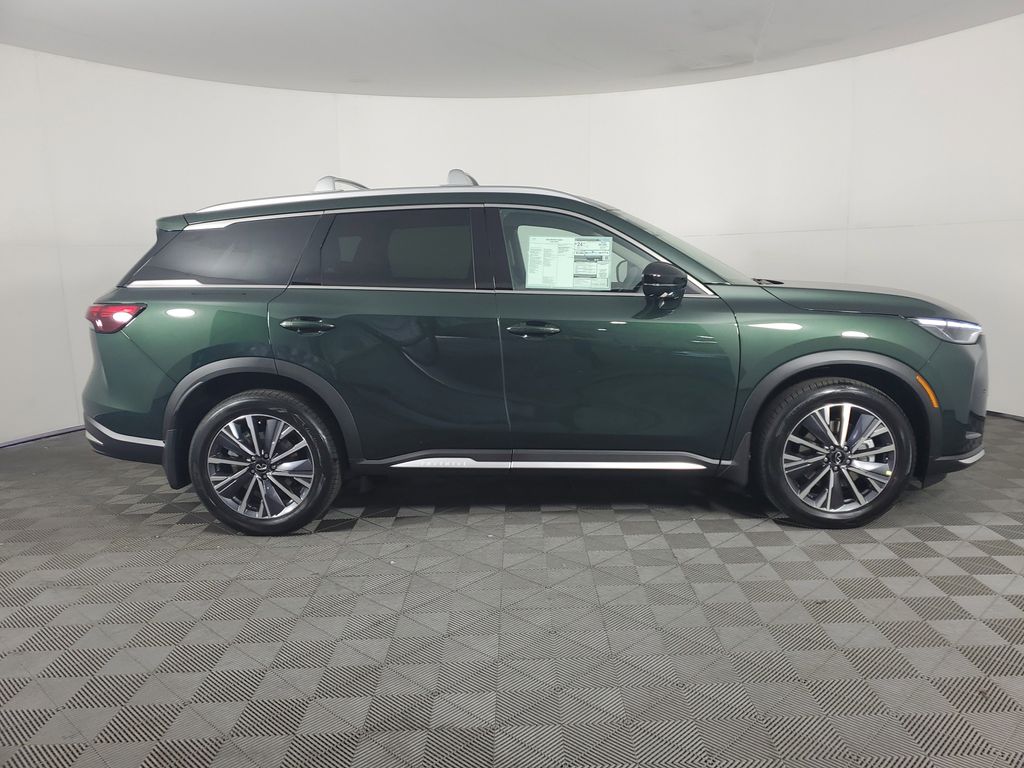 2026 Infiniti QX60 Luxe photo 3