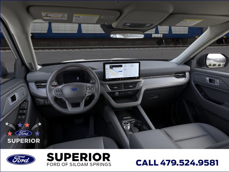 2025 Ford Explorer photo 7