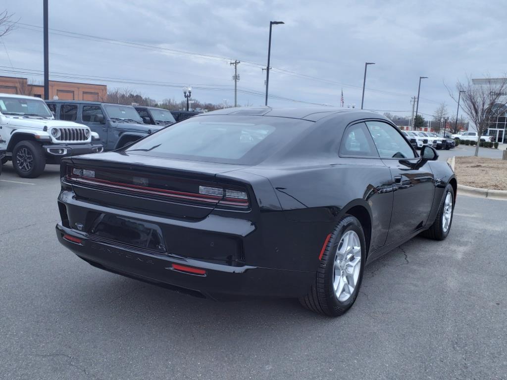 2025 Dodge Charger R/T photo 17