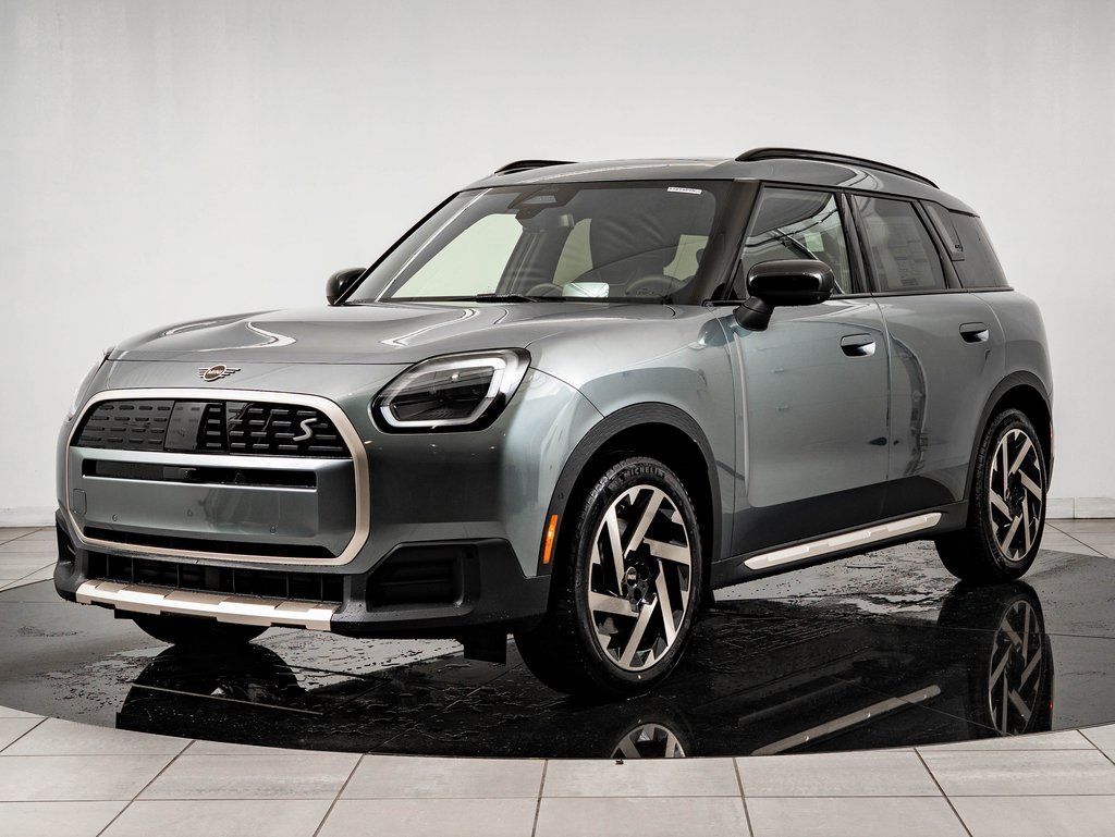 2026 MINI Countryman S's photo