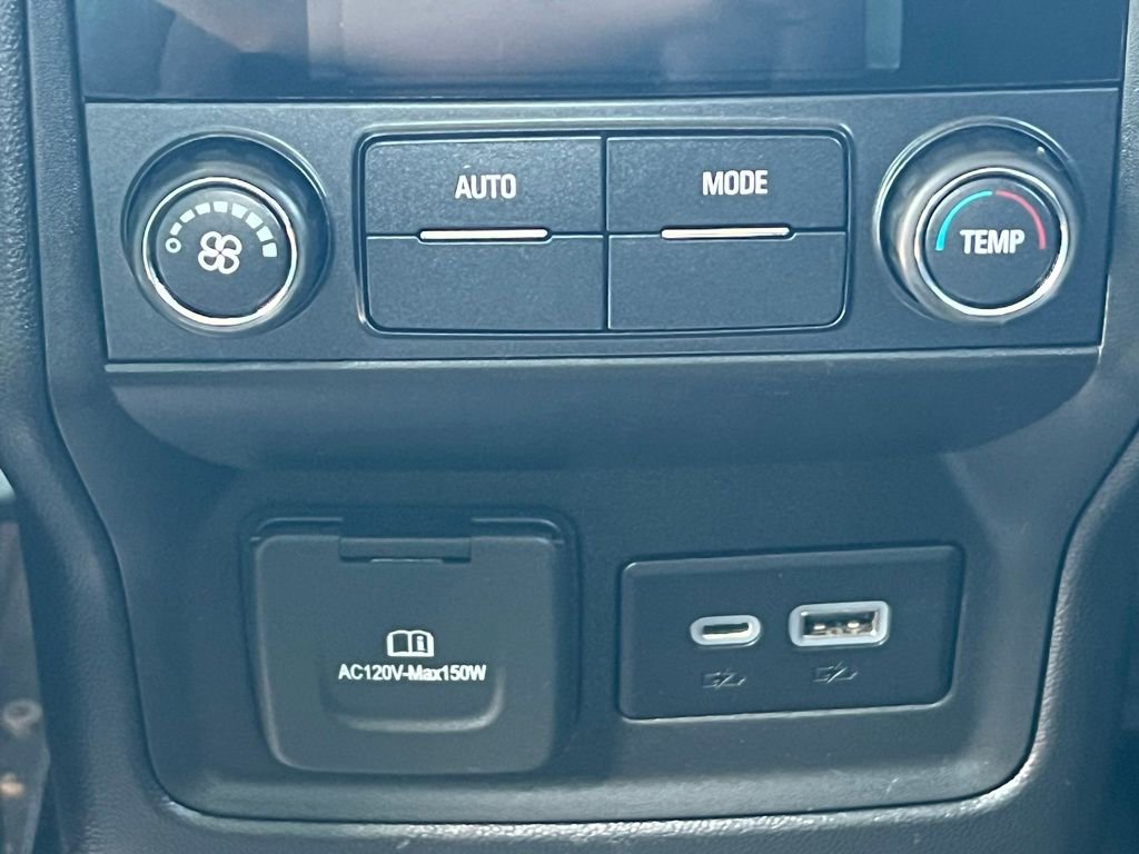 2022 Gmc Acadia SLE photo 16