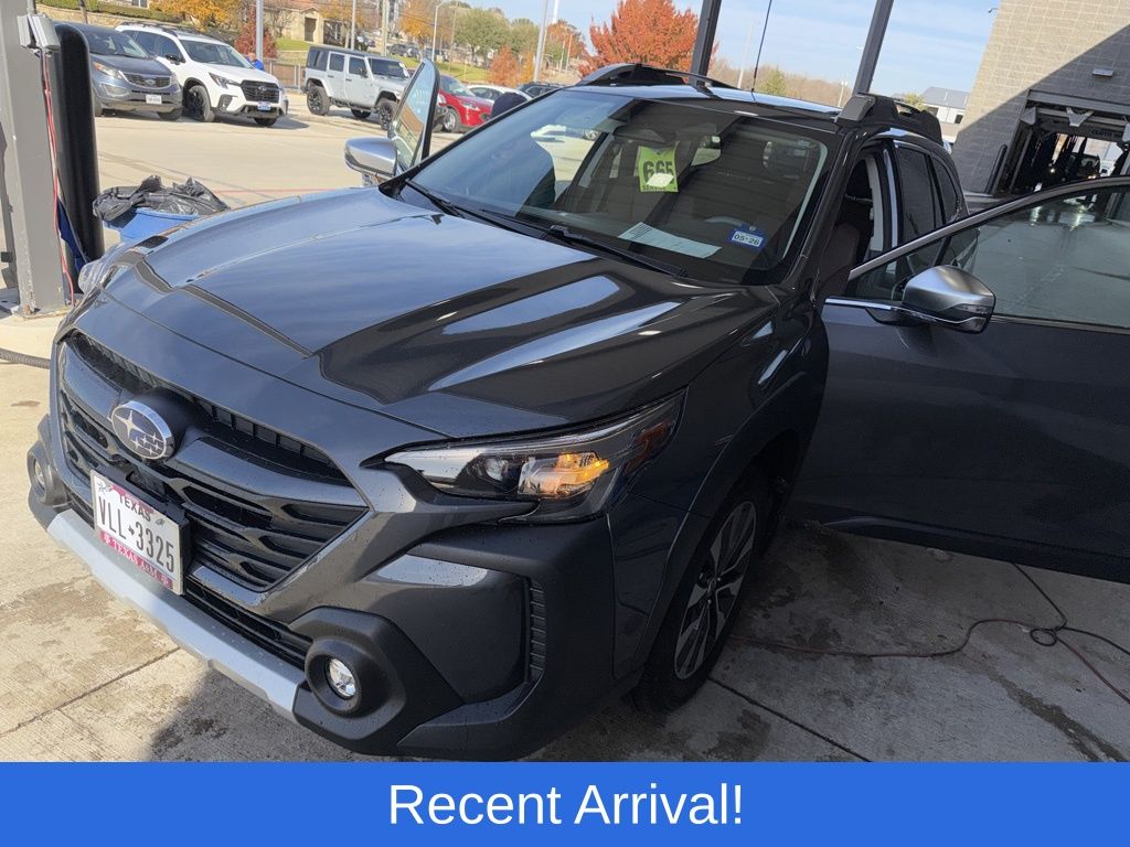 2024 Subaru Outback Touring's photo