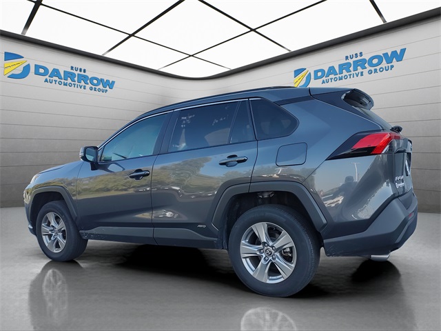 2024 Toyota RAV4 Hybrid XLE photo 2