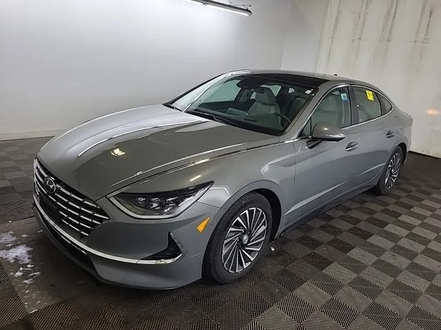 2022 Hyundai Sonata Hybrid Limited photo 2