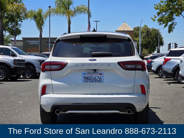2024 Ford Escape ST-Line photo 5