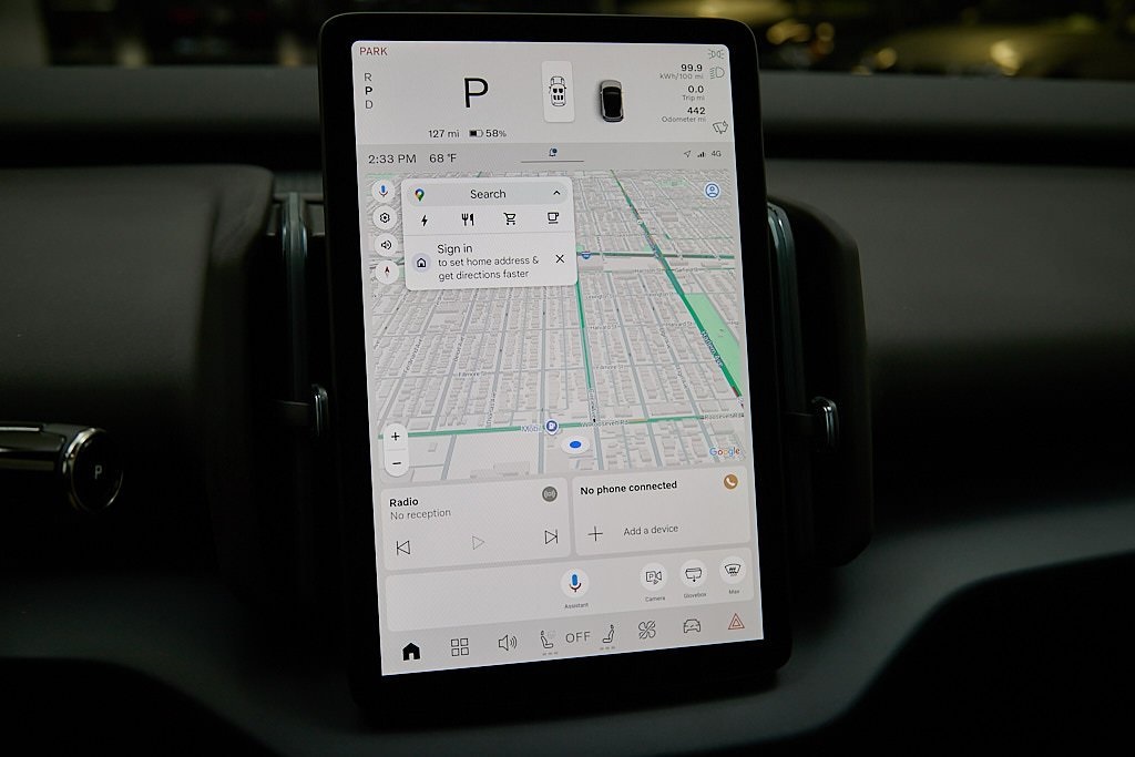 2025 VOLVO EX30 - Image 27