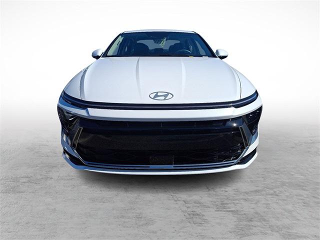 2026 Hyundai Sonata SEL Sport photo 2