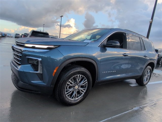 2026 Chevrolet Traverse photo 4